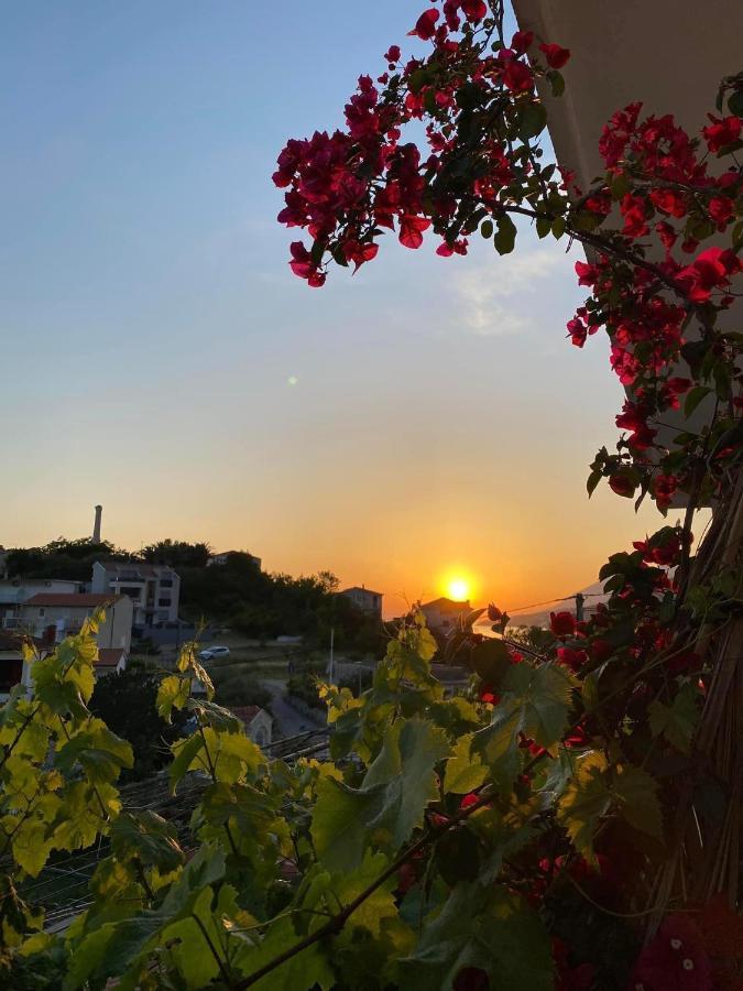 Apartmani Gradac Eksteriør billede
